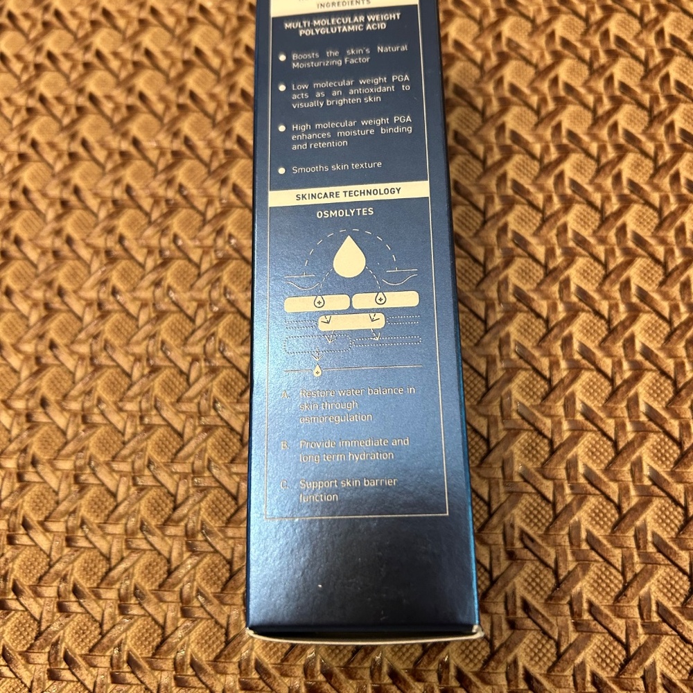 Prequel Skin Multi-Quench Plumping Hydration Serum for Face - Picture 2 of 4